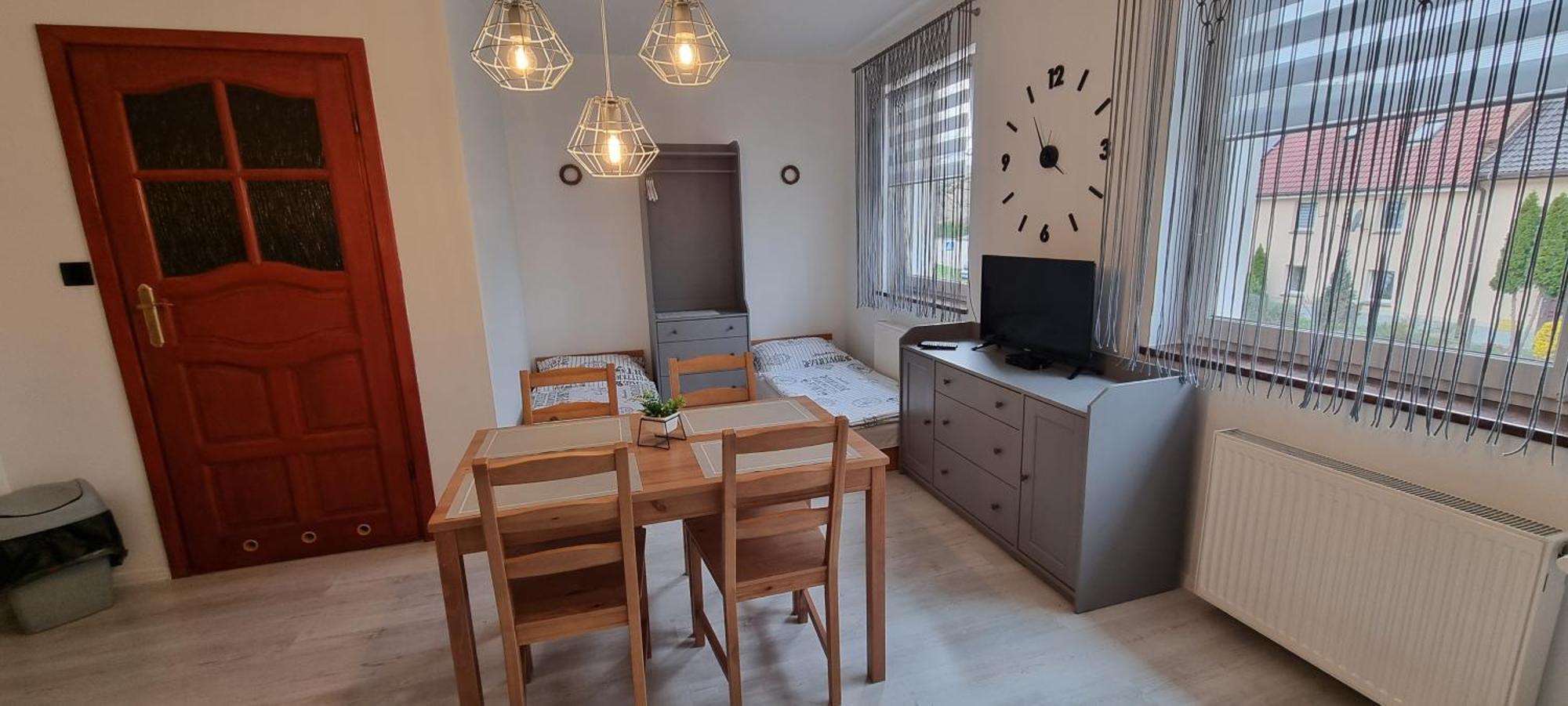Noclegi Na Lacznej Świebodzice Exteriör bild